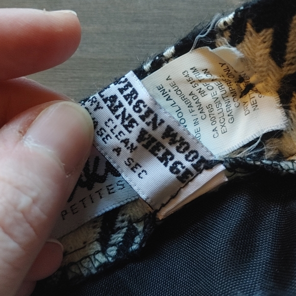 Vintage Houndstooth Pencil Skirt - Picture 6 of 6